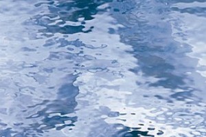 SPECTRUM D - 130-8W-F, Wasserglas blass-blau. Fusing AK96