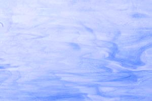 Opalescentglas, blau mit viel wei� ( S-335-2 )