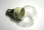 LED-Birne mit 12 hellen Leuchtdioden - 0,6Watt, E14, Kaltweiss