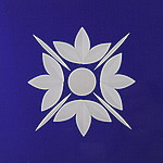 Frieseckscheiben Vierblatt aus blauem berfangglas - ca 12cm x 12cm