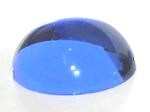 Halb-Kugel hellblau aus 5cm gro�en Glaskugeln geschnitten