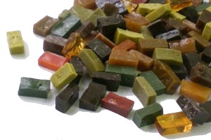 Smalten - Glasmosaiksteinchen - Smaltenmischung in Umbrat�nen